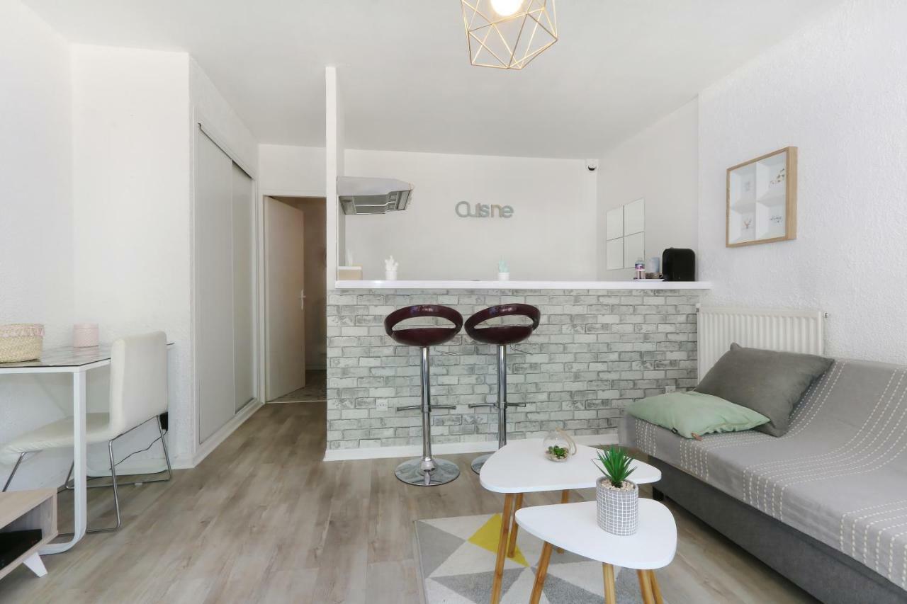 Апартаменты L Escapade, Wifi, Parking, Netflix, Appart 2Pers Монпелье Экстерьер фото
